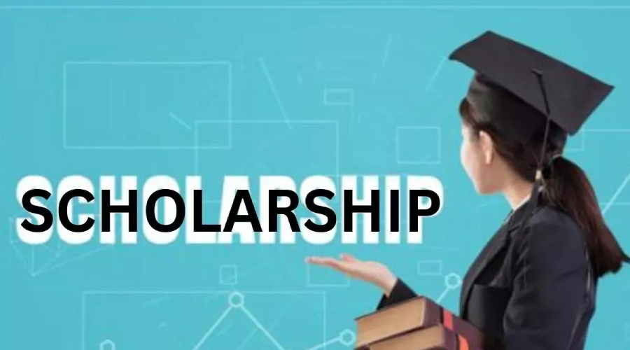 Vidhyarthiyon ko mili Scholarship