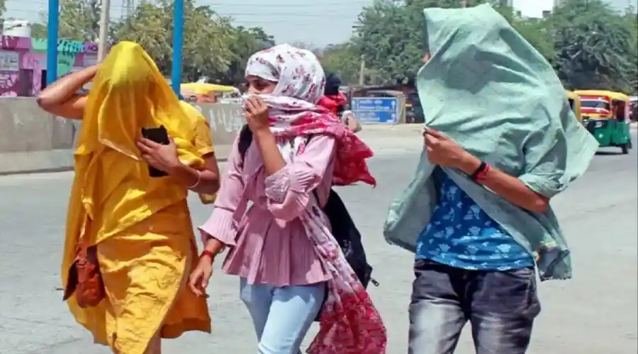 bhishan garmi ke karan ho arahi hai ek yuvak ki mrityu