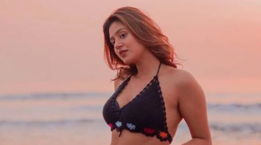 gorjiyas photo se machaaya dhamaal
