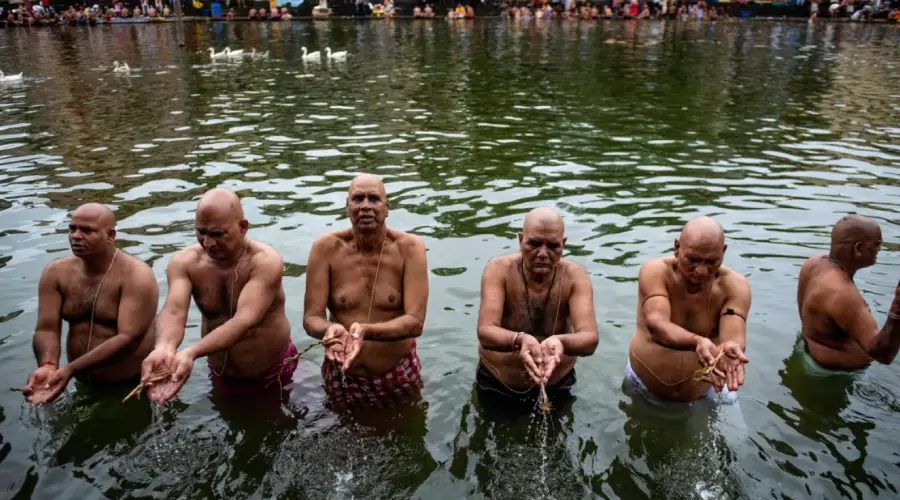 aashvin mahina ki amavasya