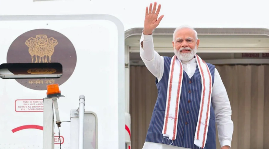 Pradhan Mantri Modi ke Americi yatra karne se pehle call