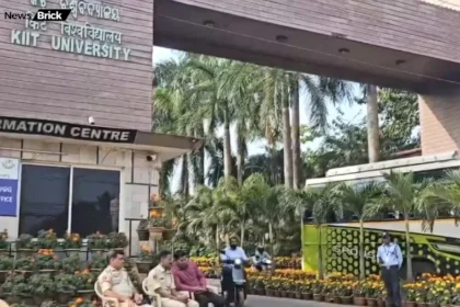 odisha mein ek chhatra ne ki khudkushi kiit mein hua bawal