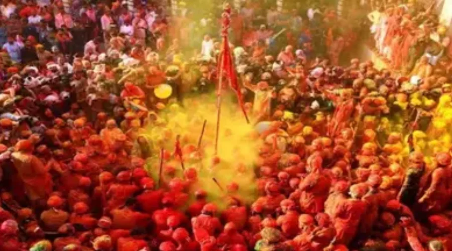 Braj kshetra mein Holi ke liye musalmano par pratibandh
