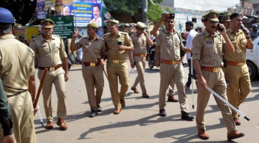 Police ki karwai