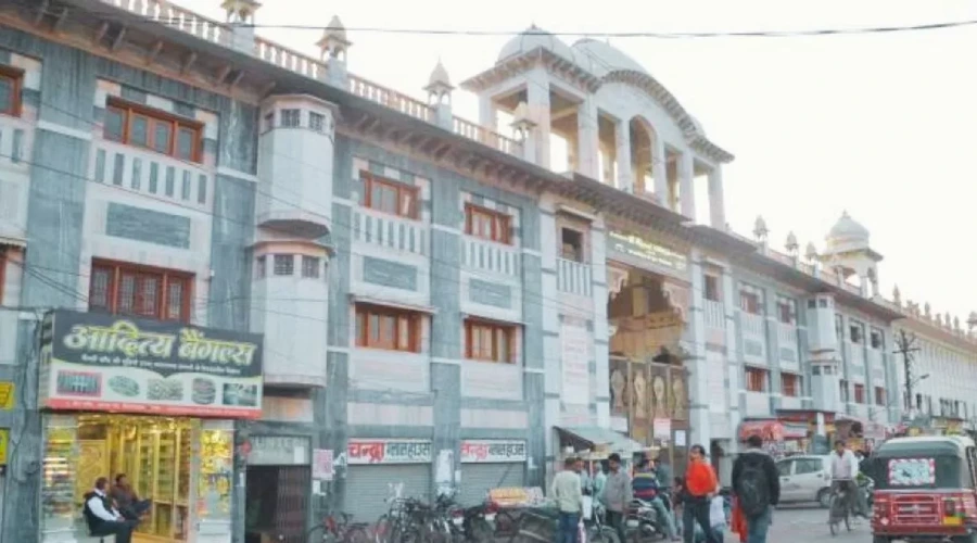 Any sadasya ne ki vakalat