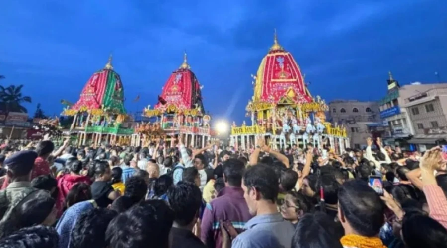 Har saal Rath Yatra mein shamil hote hain lakhon shraddhalu