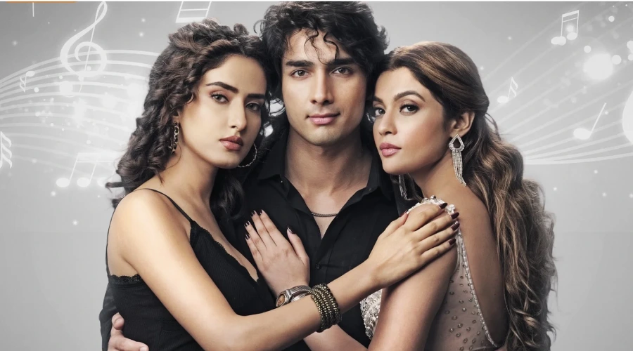 Love triangle par aadharit hain film ki kahani