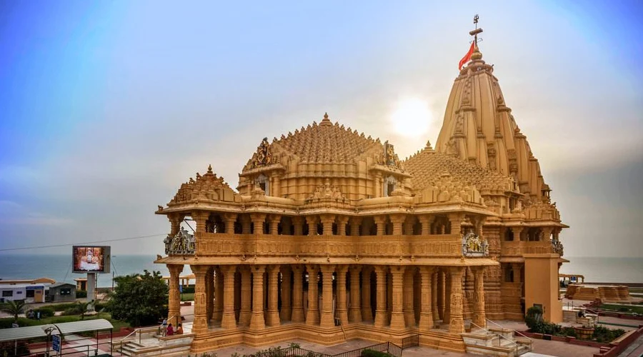 Dwarkadhish Mandir ka varnan